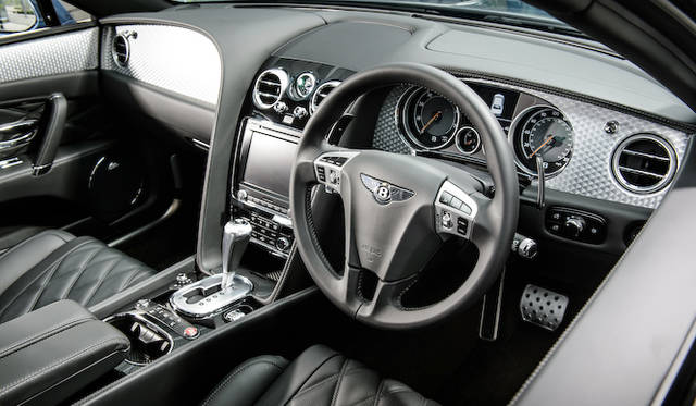 Bentley Flying Spur V8|ベントレー フライングスパー V8