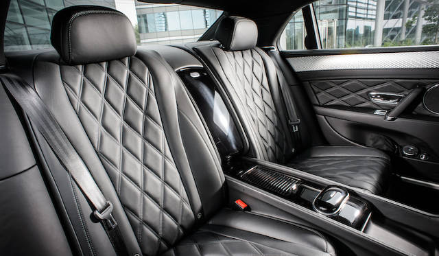 Bentley Flying Spur V8|ベントレー フライングスパー V8