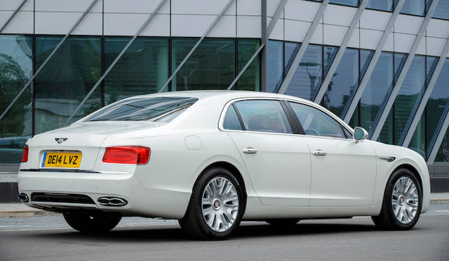 Bentley Flying Spur V8|ベントレー フライングスパー V8