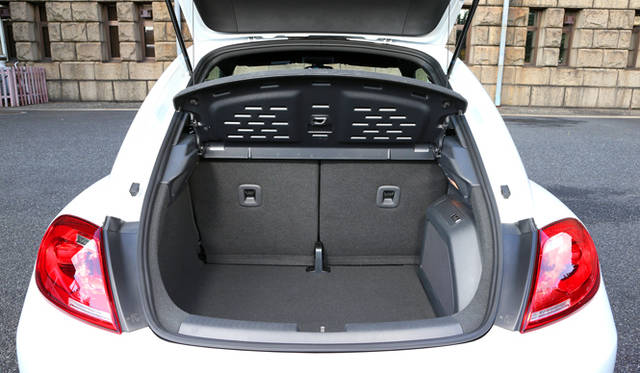 The Beetle Turbo Exclusiveのトランクルーム