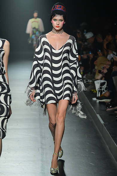 ドレスキャンプ　2015年春夏コレクション