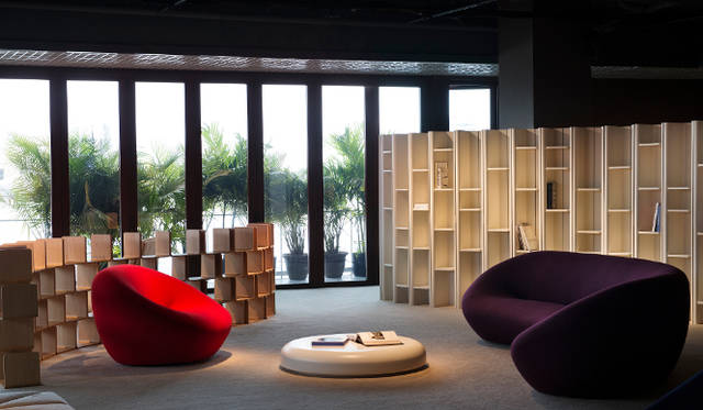 Design Miamiでの展示風景ⓒLOUIS VUITTON