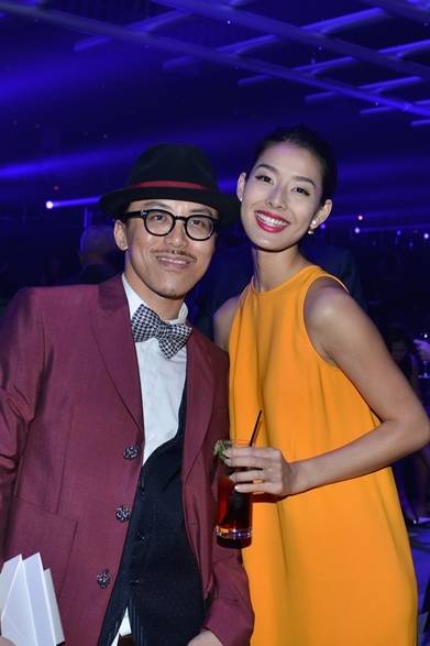 （左より）レスリー・キー、すみれ