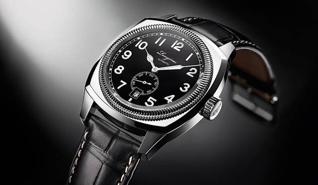 クッションケースが特徴。