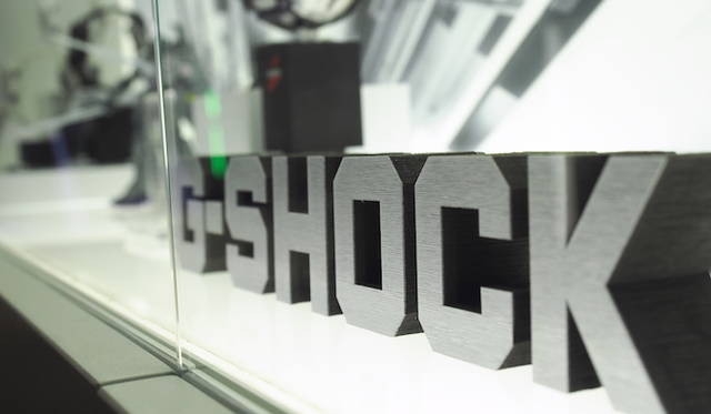 ほかのエリアのショップにはないオリジナルのポップもある。</br></br><strong>G-SHOCK Corso Como</strong><br />営業時間｜10:30〜13:30、14:30〜19:30<br />定休日なし<br />Corso Como 9,20154,Milano,Italia<br />Tel. +39 02 8725 0655
