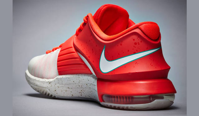 「KD 7 エッグノッグ」26-29、30、31、32cm／1万9440円