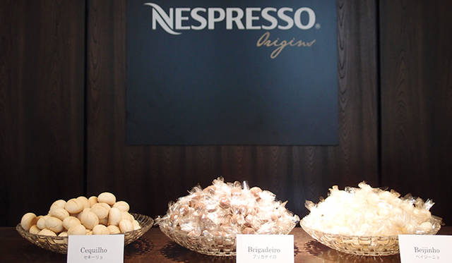 粉とコンデンスミルクをたっぷり使っているので、リッチな味わい。エスプレッソとの相性もばつぐん