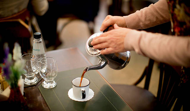 ホーローのマグも昔風？