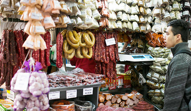 ブラジル料理には、たくさんのスパイスが欠かせない