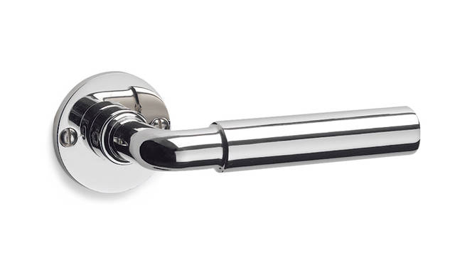 「Thomas Hoof Produktgesellschaft mbH & Co. KG（THPG）」は、1998年のThomas Hoofによる設立以来、ドイツで50年代から使用されている伝統的なスタンダート製品を普遍のものとして、途切れることなく製作しているマニファクチャー。Door handles die-cast nickel/rosettes（ドアハンドル）1万8360円