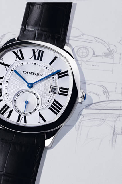 00-1 <strong>ドライブ ドゥ カルティエ</strong><br />ケース|ステンレススチール<br />直径|40mm<br />ムーブメント|自動巻き(Cal.1904-PS MC)<br />ストラップ|アリゲーター<br />防水|日常生活<br />発売時期|2016年5月予定<br />予価|71万円<br /><br />Ⓒ Cartier 2016