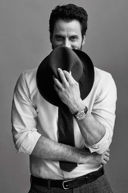 03_DRIVE_DE_-CARTIER John Balsom Ⓒ Cartier