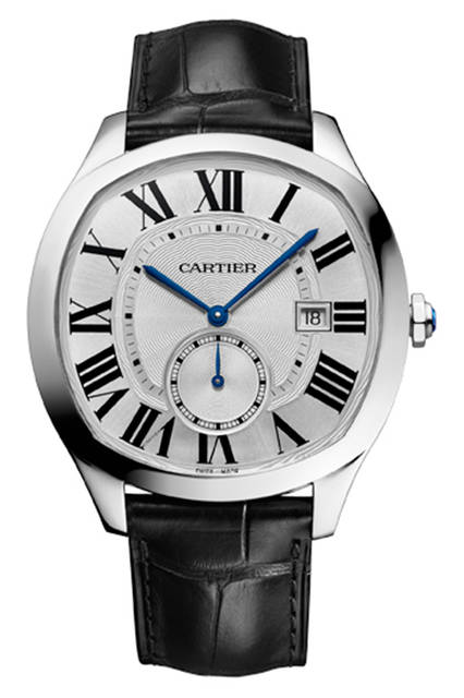 07_DRIVE_DE_CARTIER_AUTO_STELL <strong>ドライブ ドゥ カルティエ</strong><br />ケース|ステンレススチール<br />直径|40mm<br />ムーブメント|自動巻き(Cal.1904-PS MC)<br />ストラップ|アリゲーター<br />防水|日常生活<br />発売時期|2016年5月予定<br />予価|71万円<br /><br />Vincent Wulveryck Ⓒ Cartier