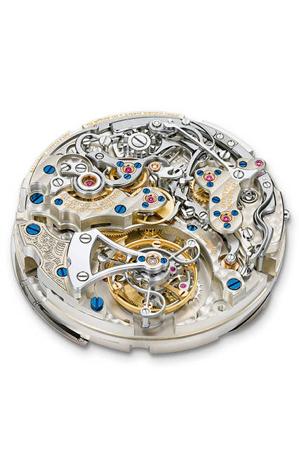 <strong>ダトグラフ・パーペチュアル・トゥールビヨン</strong><br />ケース｜プラチナ<br />直径｜41.5mm<br />厚さ｜14.6mm<br />ムーブメント｜手巻き（Cal.L952.2）<br />機能｜クロノグラフ（フライバック機能付き、12時間積算計、ステップ運針する30分積算計）、トゥールビヨン（ストップセコンド機能付き）、パーペチュアルカレンダー、アウトサイズデイト（2枚のディスクによる日付表示）、パワーリザーブ表示<br />ストラップ｜アリゲーター<br />防水｜3気圧<br />限定数｜100本<br />発売時期｜2016年10月予定<br />予価｜29万5000ユーロ