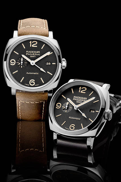 <strong>ラジオミール1940 スリーデイズ GMT<br />オートマティック アッチャイオ-45mm</strong><br />（写真左／PAM00657、右／PAM00627）<br /><br />ケース｜ステンレススチール<br />直径｜45mm<br />ムーブメント｜自動巻き（Cal.P.4001）<br />機能｜第二時間帯表示、昼夜表示、パワーリザーブ表示（ムーブメント裏蓋側）、ゼロリセット機能、日付表示<br />ストラップ｜カーフ<br />防水｜10気圧<br />発売時期｜2016年夏予定