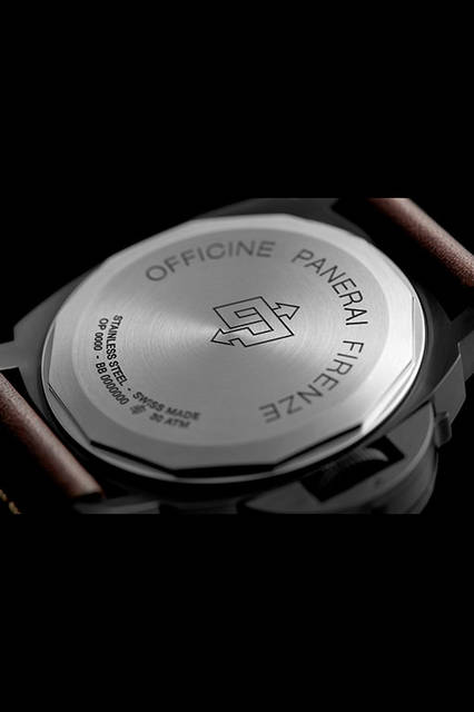 <strong>ルミノール エイトデイズ セット</strong><br />PAM00786<br /><br /><strong>ルミノール ブラックシール レフトハンド<br />エイトデイズ アッチャイオ DLC-44mm</strong><br />ケース｜ステンレススチール（DLC加工）<br />直径｜44mm<br />ムーブメント｜手巻き（Cal.P.5000）<br />ストラップ｜カーフ<br />防水｜30気圧<br />発売時期｜2016年夏予定