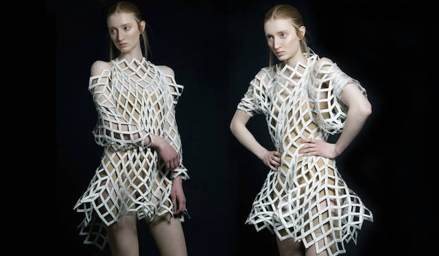 <strong>Shape Shifters</strong><br />モジュールの原理をデザインに活かした衣服。着る人の好みのスタイルに応じて、シルエットを自由に変えることができる。<br><br>Photographer:Danny Bladwin, Hair & Makeup:Violet Zeng, Model:Hazel Townsend[STOM]