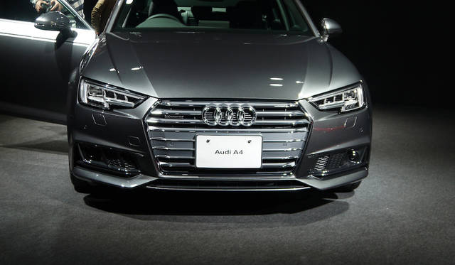 Audi A4 2.0TFSI|アウディ A4 2.0TFSI 013