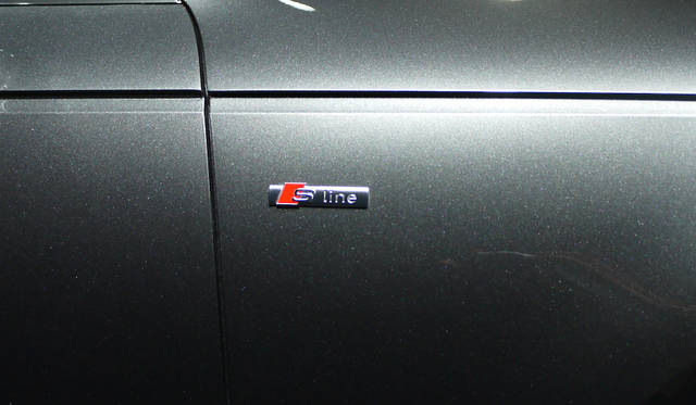 Audi A4 2.0TFSI|アウディ A4 2.0TFSI 021