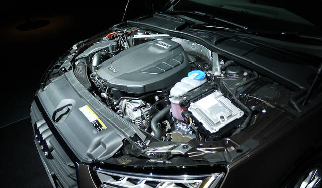 Audi A4 2.0TFSI|アウディ A4 2.0TFSI 033