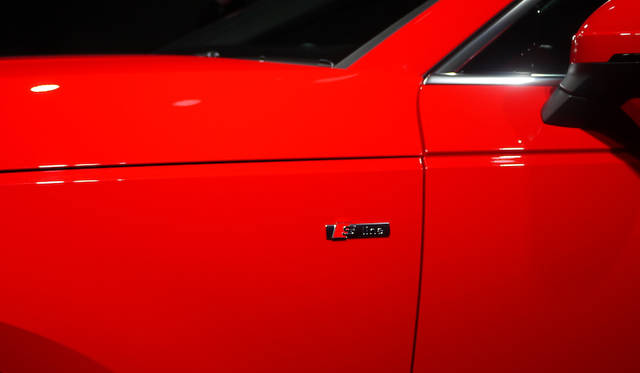 Audi A4 2.0TFSI|アウディ A4 2.0TFSI 038