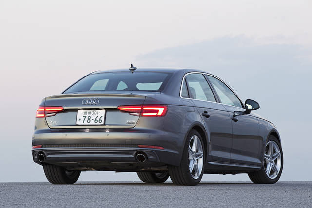 Audi A4 2.0TFSI|アウディ A4 2.0TFSI 046