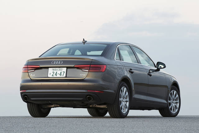 Audi A4 2.0TFSI|アウディ A4 2.0TFSI 053