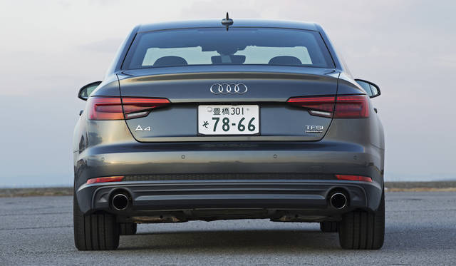 Audi A4 2.0TFSI quattro|アウディ A4 2.0TFSI クワトロ 007