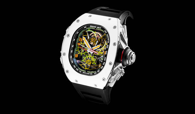 <strong>RM 50-02 ACJ トゥールビヨン スプリットセコンド クロノグラフ</strong><br />ケース｜チタン・アルミニウム合金、ATZ®ホワイトベゼル<br />サイズ｜縦50.1×横42.7mm<br />厚さ｜16.5mm<br />ムーブメント｜手巻き（Cal.RM50-02）<br />機能｜トゥールビヨン、スプリットセコンドクロノグラフ（60分積算計）、パワーリザーブインジケーター、トルクインジケーター、ファンクションインジケーター<br />ストラップ｜ラバー<br />防水｜50m<br />限定数｜30本（ブティック限定）<br />発売時期｜2016年 年内予定<br />予価｜1億3120万円（税別）