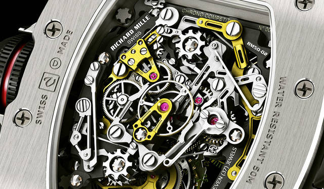 <strong>RM 50-02 ACJ トゥールビヨン スプリットセコンド クロノグラフ</strong><br />ケース｜チタン・アルミニウム合金、ATZ®ホワイトベゼル<br />サイズ｜縦50.1×横42.7mm<br />厚さ｜16.5mm<br />ムーブメント｜手巻き（Cal.RM50-02）<br />機能｜トゥールビヨン、スプリットセコンドクロノグラフ（60分積算計）、パワーリザーブインジケーター、トルクインジケーター、ファンクションインジケーター<br />ストラップ｜ラバー<br />防水｜50m<br />限定数｜30本（ブティック限定）<br />発売時期｜2016年 年内予定<br />予価｜1億3120万円（税別）