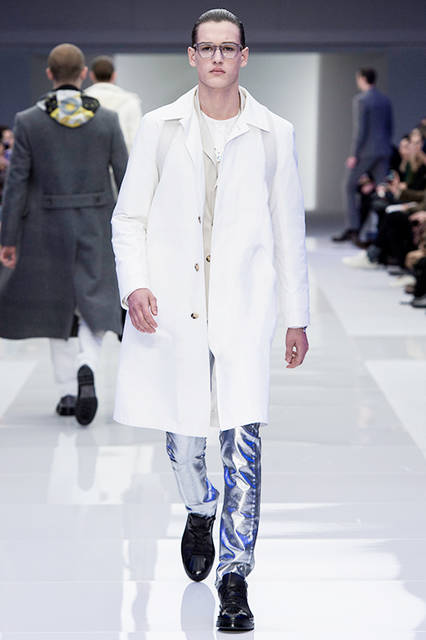 Versace-Men's_FW16_look-10