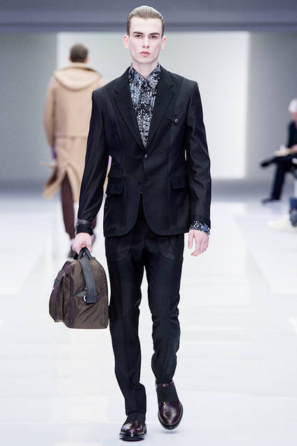 Versace-Men's_FW16_look-57