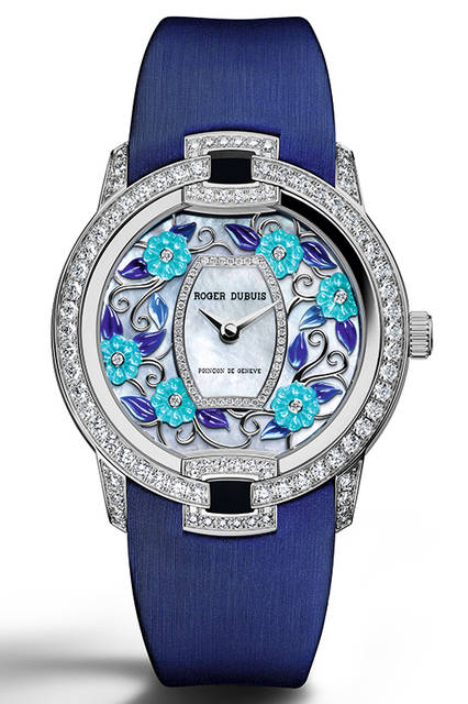 <strong>ブロッサム ベルベット ブルー</strong><br />ケース｜ダイヤモンドセット18Kホワイトゴールド<br />直径｜36mm<br />厚さ｜8.77mm<br />ムーブメント｜自動巻き（Cal.RD821)<br />ストラップ｜ブルーファブリック（サテン仕上げ）<br />防水｜3気圧<br />発売時期｜2016年夏予定<br />予価｜984万円（税別）