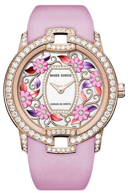 <strong>ブロッサム ベルベット ピンク</strong><br />ケース｜ダイヤモンド付き18Kローズゴールド<br />直径｜36mm<br />厚さ｜8.77mm<br />ムーブメント｜自動巻き（Cal.RD821)<br />ストラップ｜ピンクファブリック（サテン仕上げ）<br />防水｜3気圧<br />発売時期｜2016年夏予定<br />予価｜919万（税別）