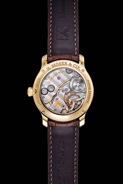 <strong>エンデバー・<br />スモールセコンド ブライアン・フェリー</strong><br />ケース｜18Kローズゴールド<br />直径｜38.8mm<br />厚さ｜9.3mm<br />ムーブメント｜手巻き(Cal.321）<br />機能｜パワーリザーブ表示（ムーブメントの受け板上に配置）<br />ストラップ｜カーフ<br />防水｜日常生活<br />限定数｜100本<br />発売時期｜発売中<br />価格｜210万円（税別）