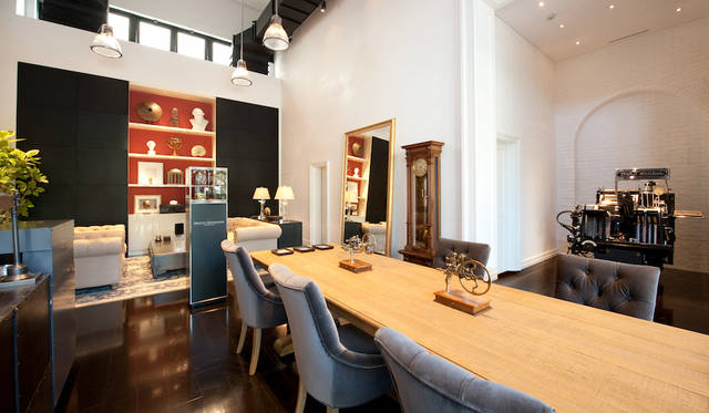 <strong>モリッツ・グロスマン ブティック</strong><br />東京都文京区小石川4-15-9<br />営業時間｜11:00～19:00<br />定休日｜日曜、月曜<br />Tel. 03-5615-8185<br />