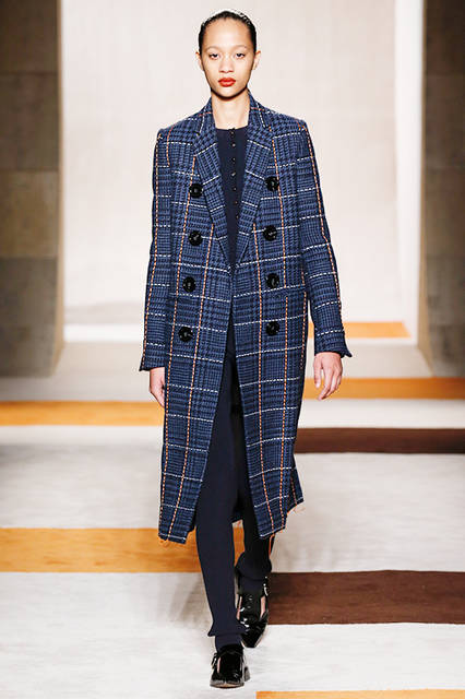 AW16_VictoriaBeckham_04