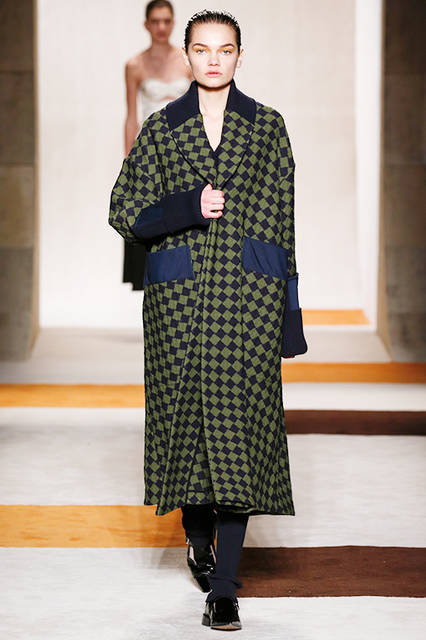 AW16_VictoriaBeckham_29