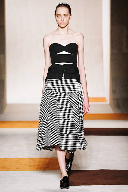 AW16_VictoriaBeckham_36