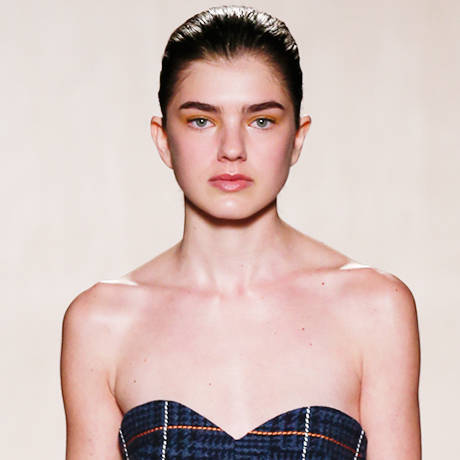 AW16_VictoriaBeckham_wn