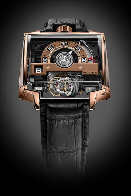 <strong>ヴォルテックス02</strong><br />ケース｜18Kレッドゴールド<br />サイズ｜縦52mm × 横50mm<br />厚さ｜17.8mm<br />ムーブメント｜自動巻き（Cal.HLR2.0）<br />機能｜レトログラード分針、プレート式時刻表示、回転式モバイルブリッジ機構<br />ストラップ｜アリゲーター<br />防水｜3気圧<br />限定数｜28本<br />発売時期｜2016年7月予定<br />予価｜3200万円（税別）