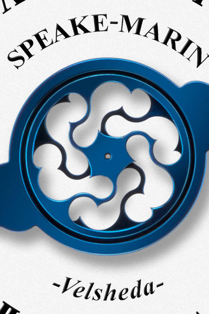 <strong>ヴェルシーダ ゴシック</strong><br />ケース│グレード5チタン<br />直径｜42mm<br />ムーブメント｜自動巻き（Cal.Vaucher 3002）<br />ストラップ｜アリゲーター<br />防水｜3気圧<br />発売時期｜2016年9月予定<br />予価｜185万円（税別）