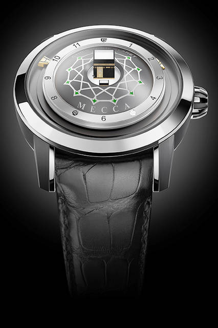 <strong>メッカ</strong><br />ケース｜アントラサイトPVD加工グレード5チタン<br />直径｜44mm<br />厚さ｜18.49mm<br />ムーブメント｜自動巻き（Cal.AVE15）<br />ストラップ｜アリゲーター<br />防水｜3気圧<br />限定数｜63本<br />発売時期｜未定<br />予価｜900万円（税別）
