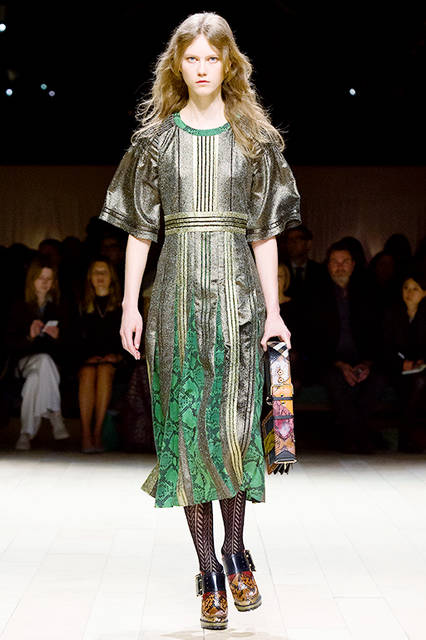 Burberry-Womenswear-February-2016-Collection---Look-6