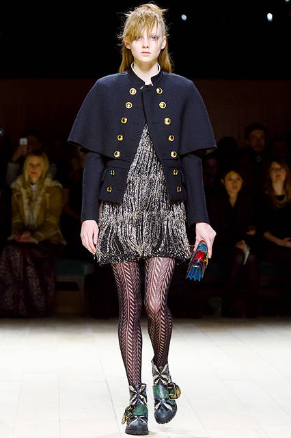 Burberry-Womenswear-February-2016-Collection---Look-14