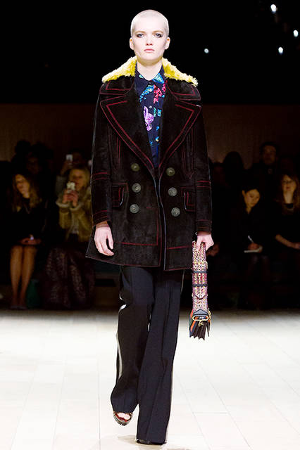 Burberry-Womenswear-February-2016-Collection---Look-21
