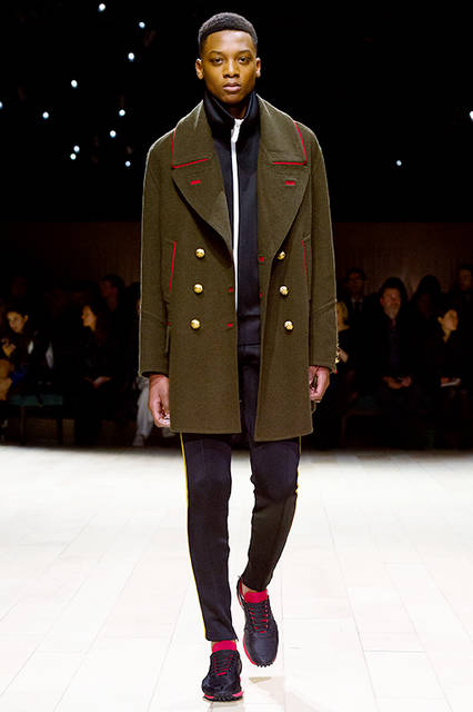 Burberry-Womenswear-February-2016-Collection---Look-26