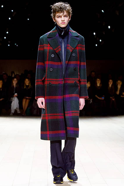 Burberry-Womenswear-February-2016-Collection---Look-33