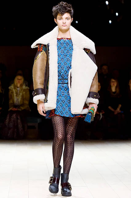 Burberry-Womenswear-February-2016-Collection---Look-43