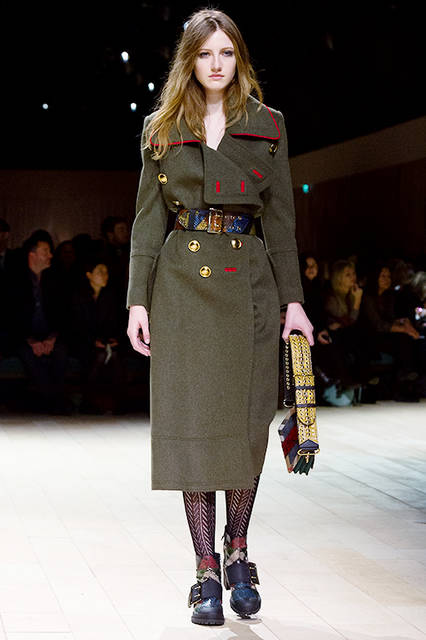 Burberry-Womenswear-February-2016-Collection---Look-45